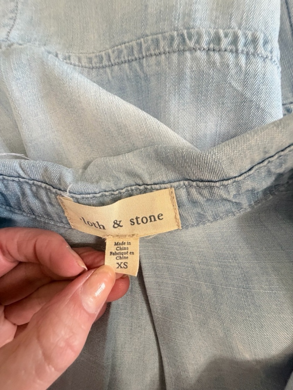 cloth & stone Light Blue Denim Button-Up - Picture 3 of 6